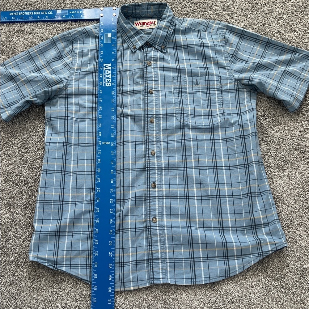 Rugged Wear Wrangler Wrinkle Resist Blue Ridge Plaid Button-Down Shirt - Size L - Picture 5 of 7